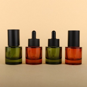 30ml Empty Cylinder Shape Tawny Green Dropper Bottle for Perfume and Essential Oil Containers Packaging with Black Rubber Head