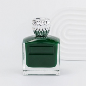 Unique OEM Inside Sprayer Luxury 50ml Green Perfume Bottle Manufacturer S Moon Glass