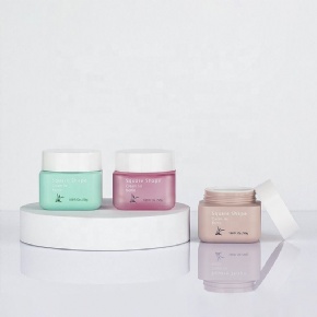 Wholesales Plastic 50g Acrylic Lotion Face Cream Container square pink Red Empty Scrub Cosmetic Packaging Matte Body Cream Jar